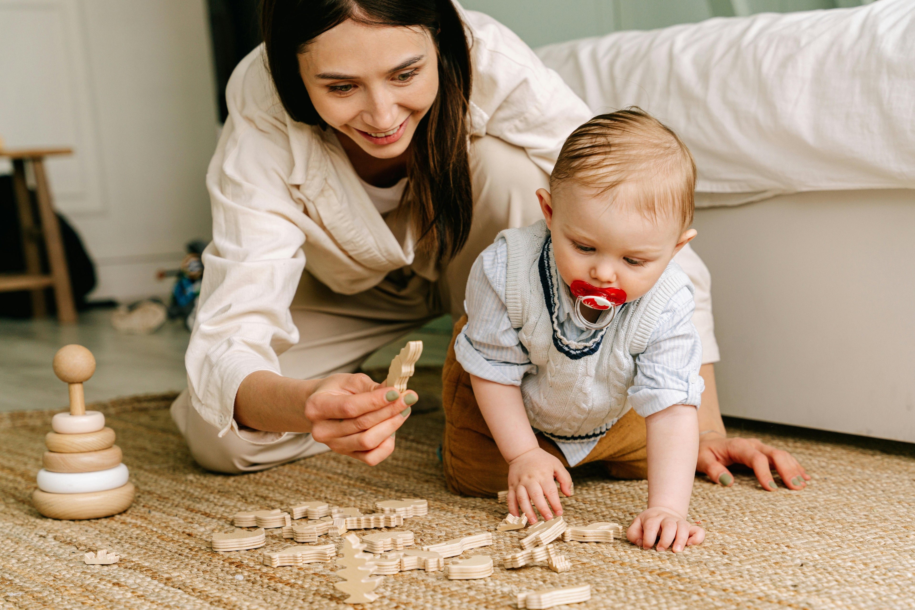 Montessori Play for Babies: A Gentle Parent’s Guide