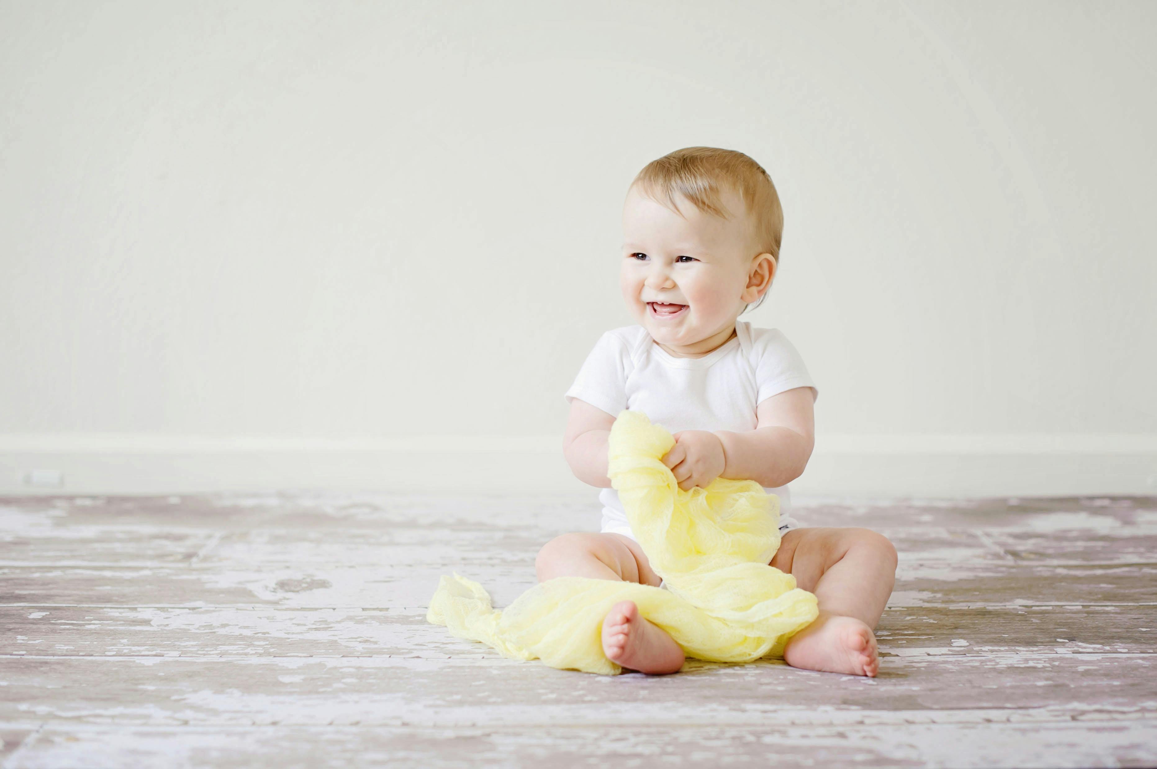 Why Babies Are Drawn to “Pulling” Toys (and How They Support Development)